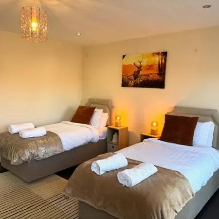 Comfortable 3 Bed Away From Tatil Evi Bristol