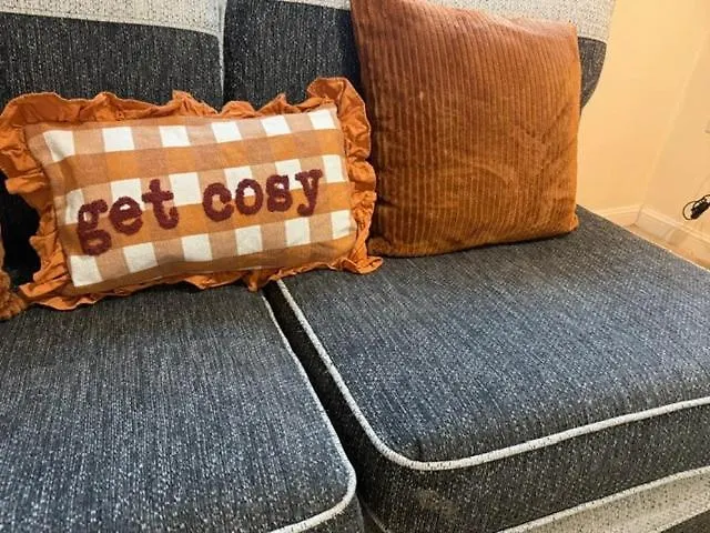 בית נופש Comfortable 3 Bed Away From בריסטול